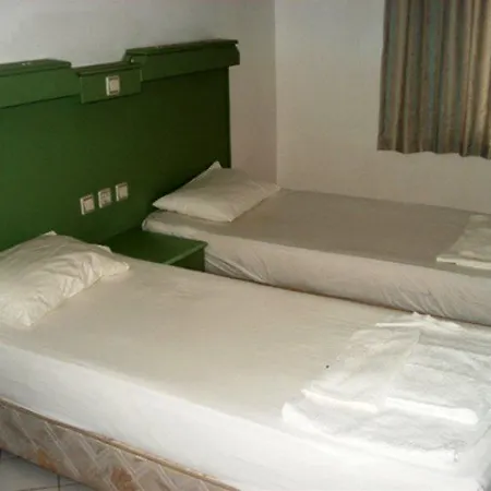 Bariscan ホテル 3*